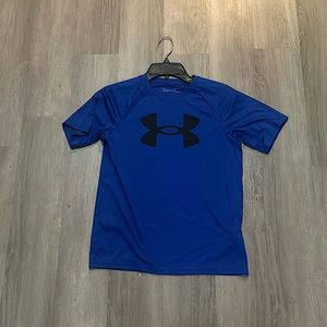 Under armour shirt